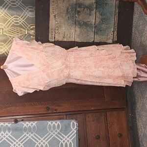 N43 flowing Tommy peach floral fit and flare 12